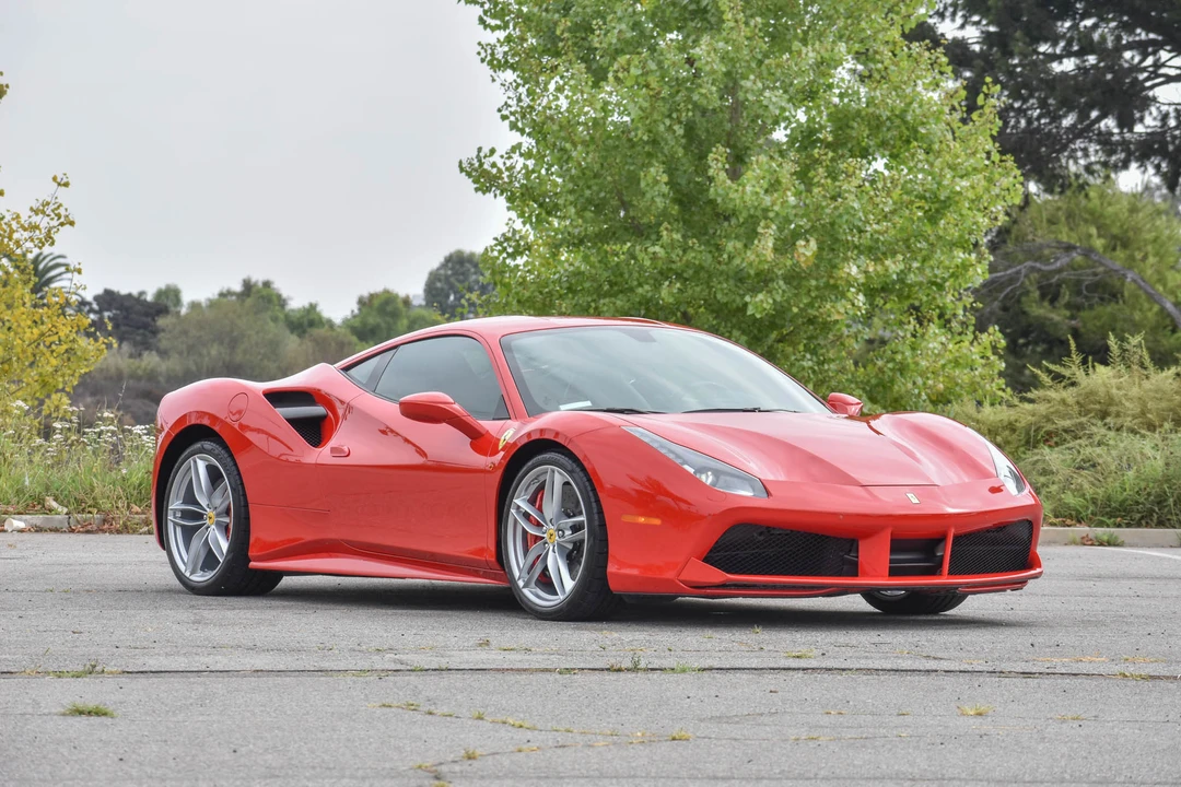 2017 Ferrari 488 GTB - Image 5 of 31