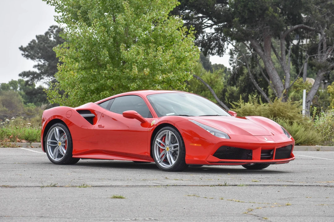 2017 Ferrari 488 GTB - Image 6 of 31