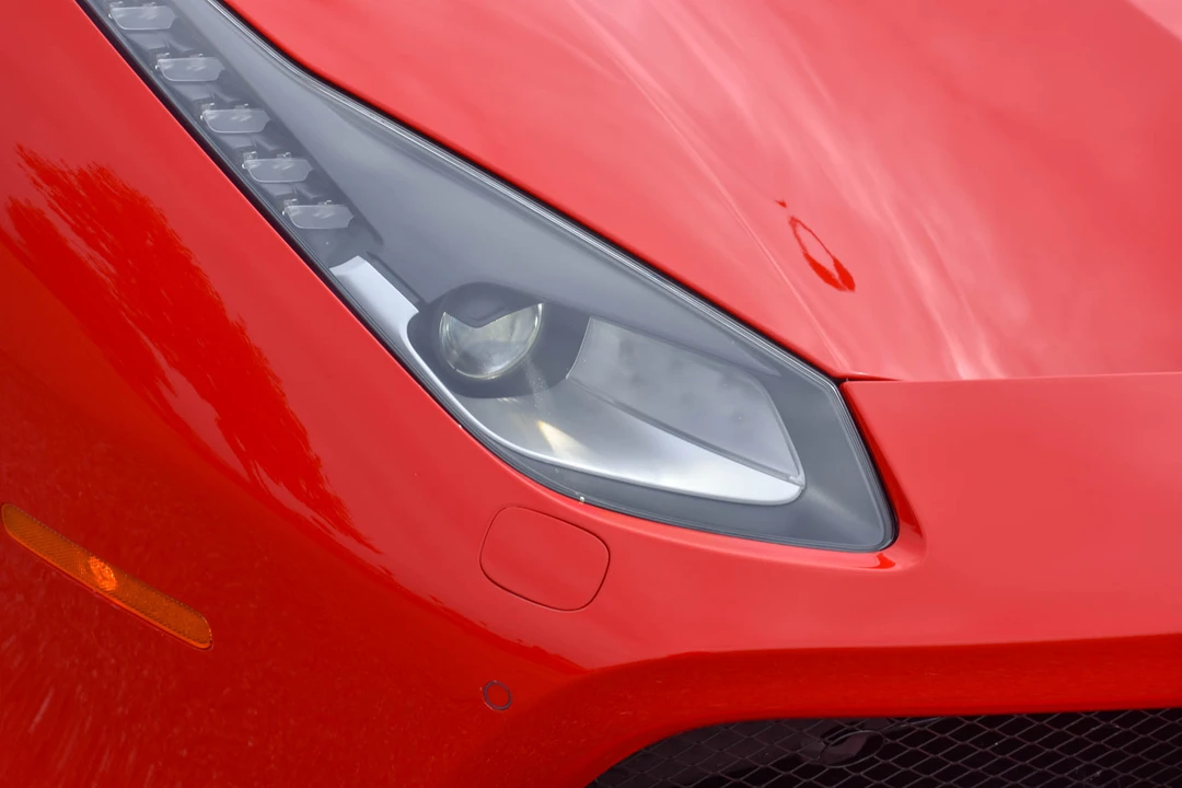 2017 Ferrari 488 GTB - Image 29 of 31