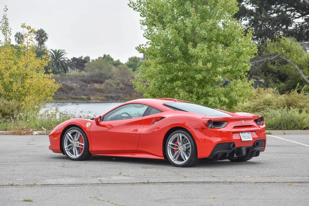 2017 Ferrari 488 GTB - Image 15 of 31