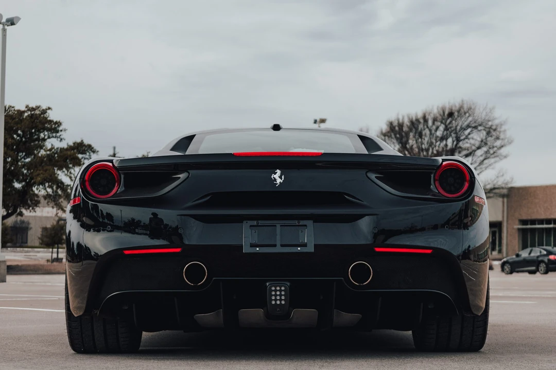2017 Ferrari 488 GTB - Image 15 of 31