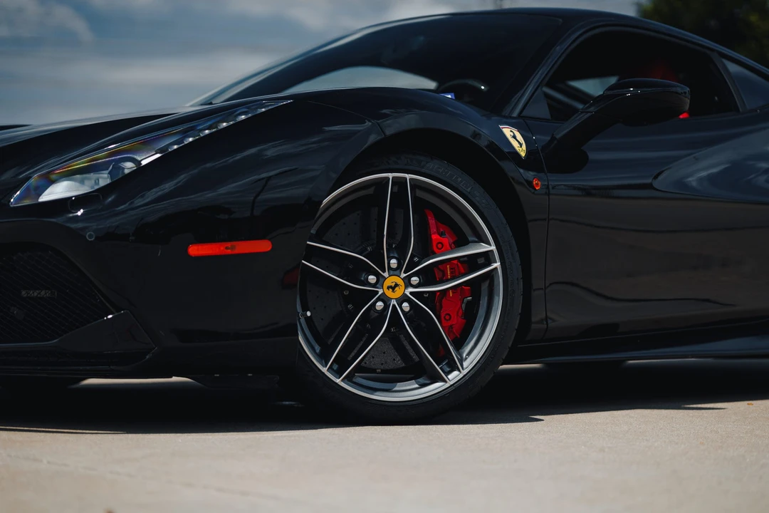 2017 Ferrari 488 GTB - Image 22 of 31
