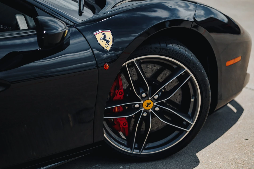2017 Ferrari 488 GTB - Image 28 of 31