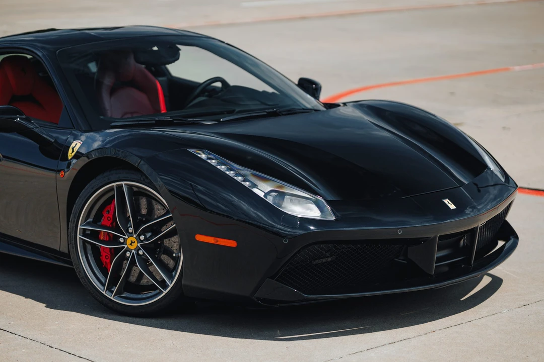 2017 Ferrari 488 GTB - Image 23 of 31