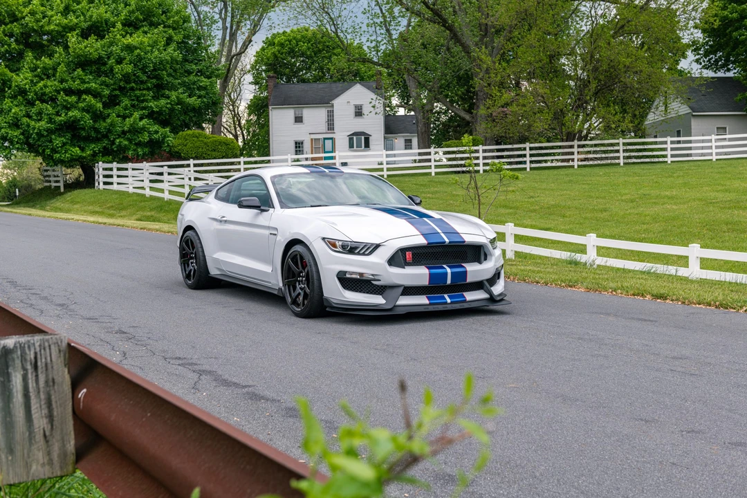 2017 Ford S550 Shelby Mustang GT350R - Image 8 of 31