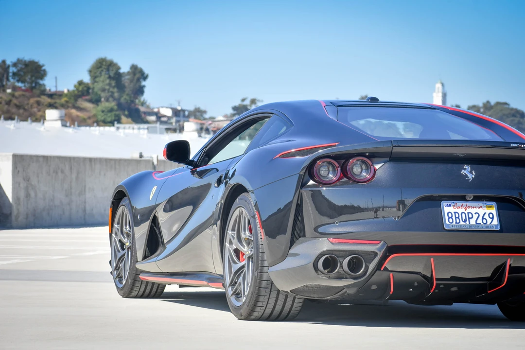 2018 Ferrari 812 Superfast - Image 28 of 31