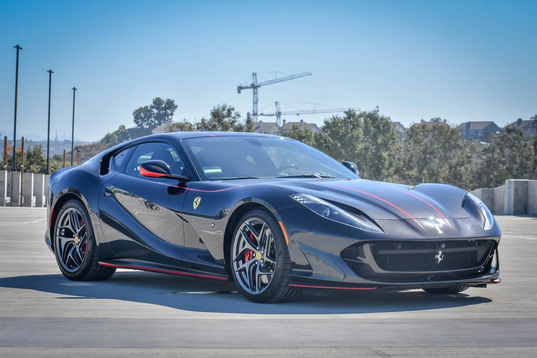 2018 Ferrari 812 Superfast - Image 6 of 31