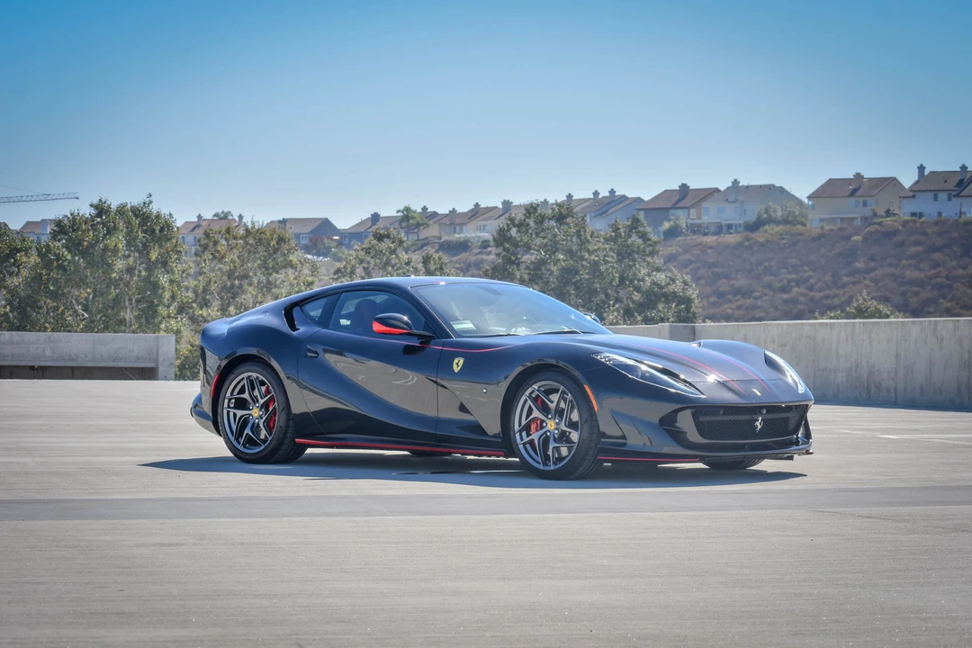 2018 Ferrari 812 Superfast - Image 3 of 31