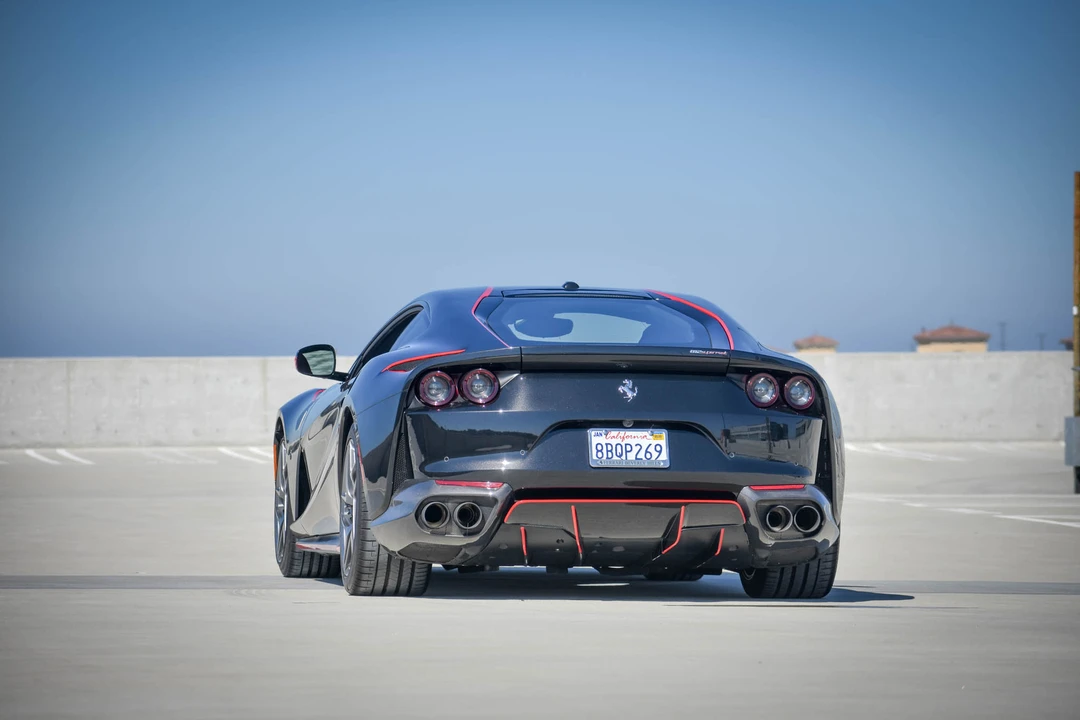 2018 Ferrari 812 Superfast - Image 21 of 31