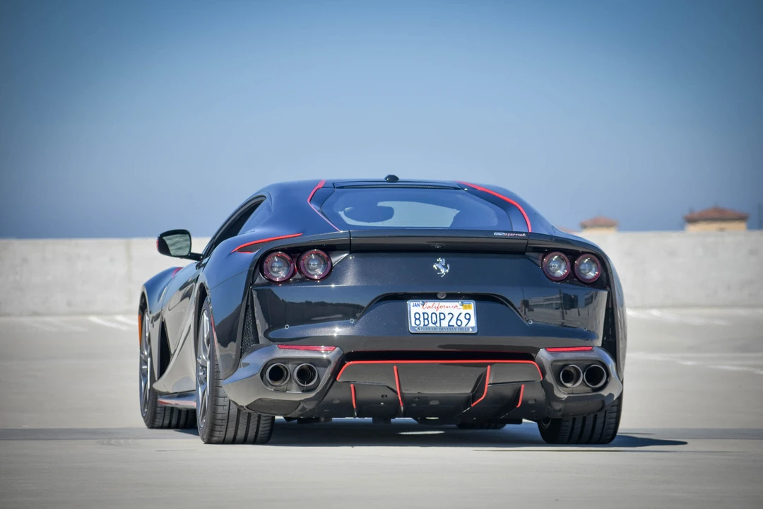 2018 Ferrari 812 Superfast - Image 22 of 31