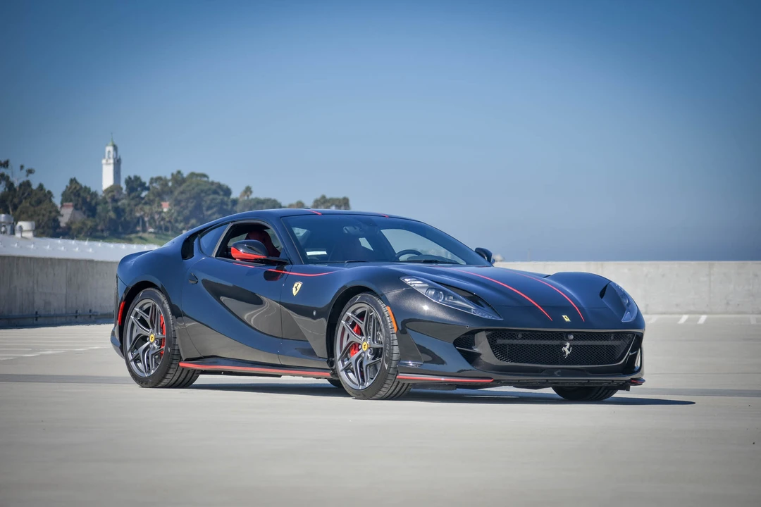 2018 Ferrari 812 Superfast - Image 5 of 31