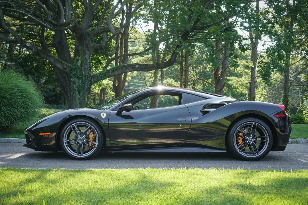 2019 Ferrari 488 GTB - Image 5 of 6