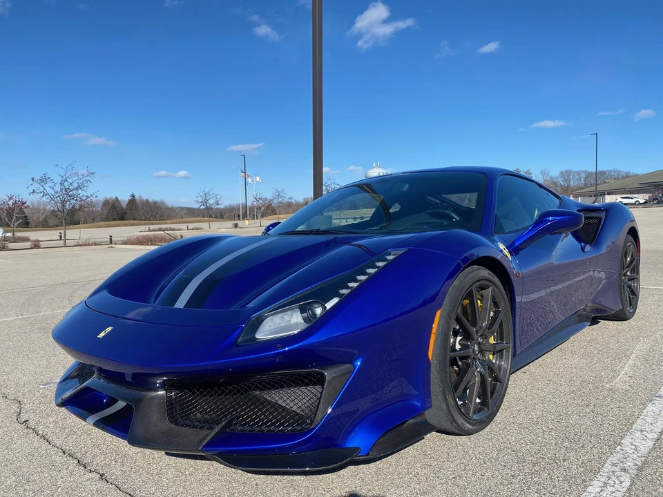 2019 Ferrari 488 Pista - Image 2 of 31