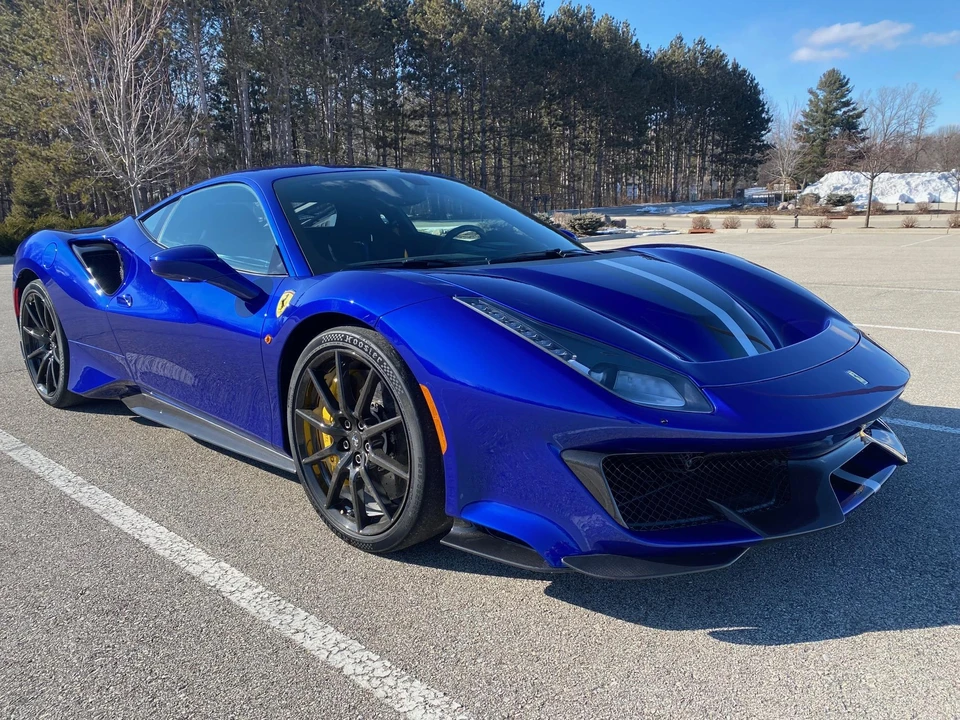 2019 Ferrari 488 Pista - Image 9 of 31
