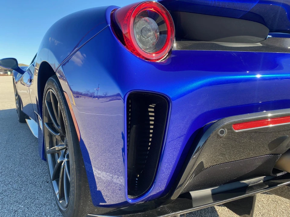 2019 Ferrari 488 Pista - Image 23 of 31