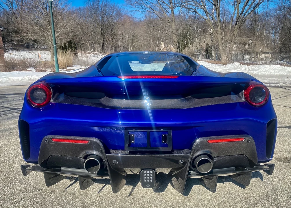 2019 Ferrari 488 Pista - Image 4 of 6