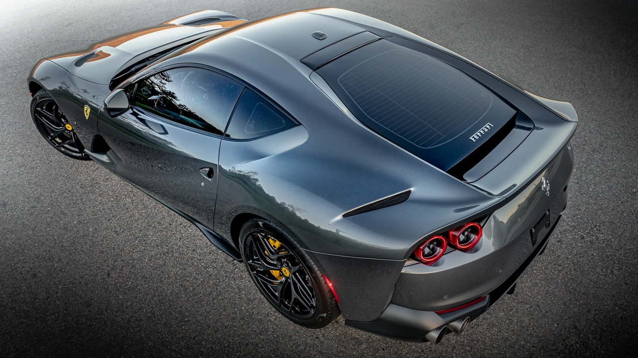 2019 Ferrari 812 Superfast - Image 6 of 31