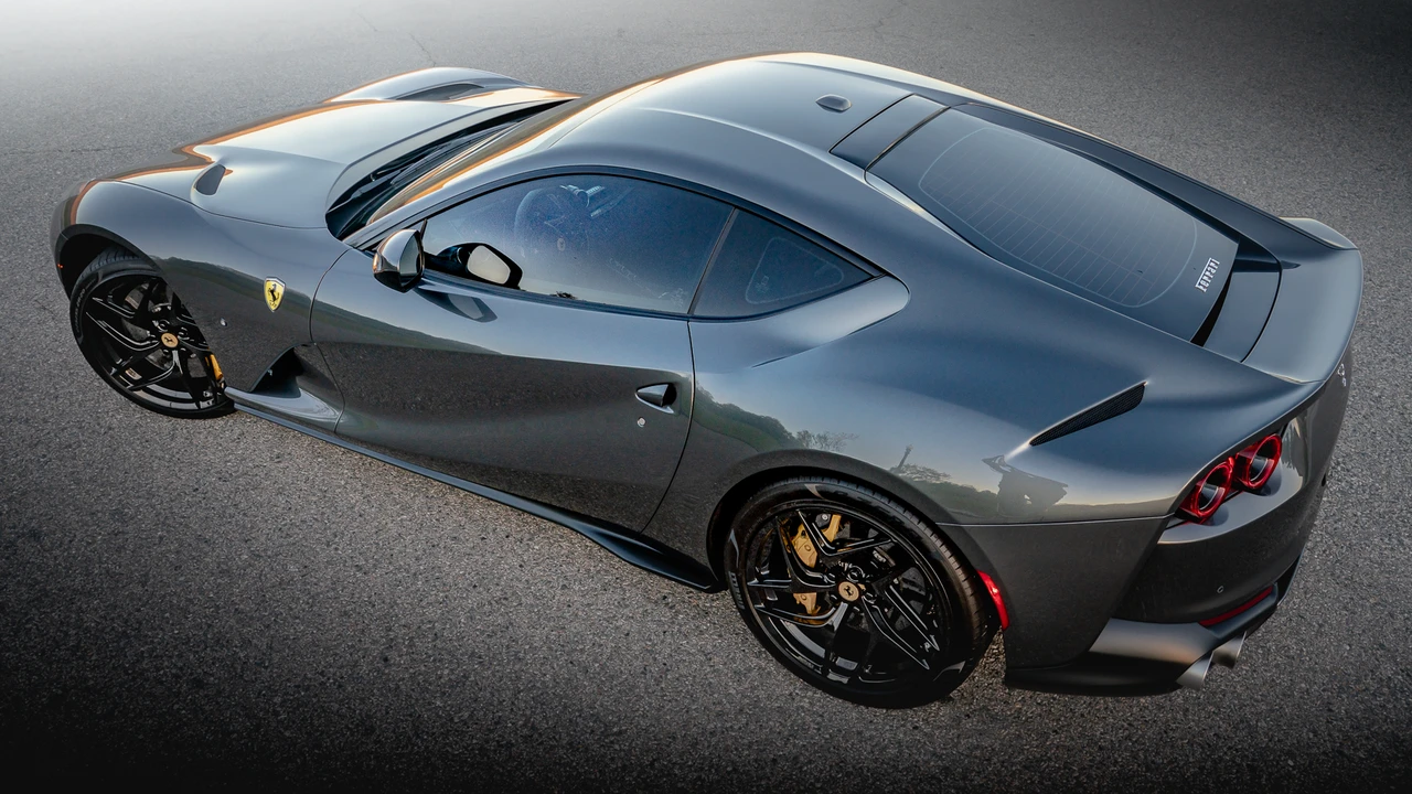 2019 Ferrari 812 Superfast - Image 4 of 31