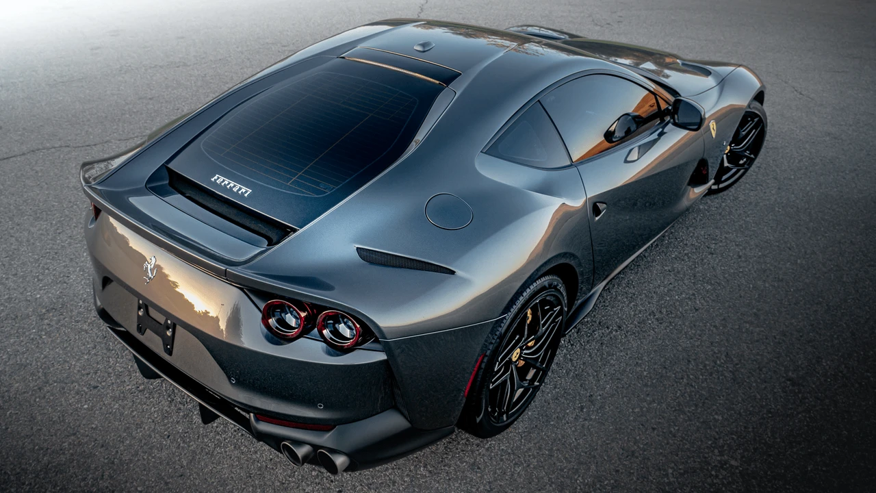 2019 Ferrari 812 Superfast - Image 10 of 31