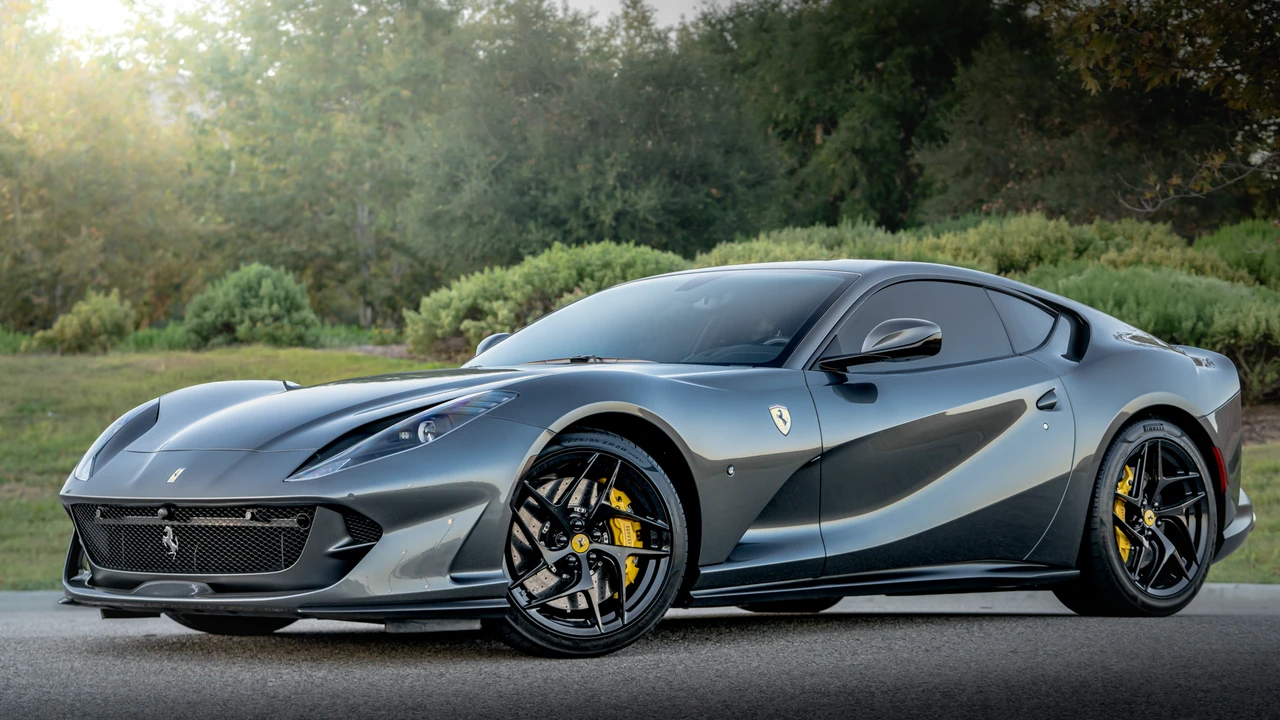 2019 Ferrari 812 Superfast - Image 2 of 31