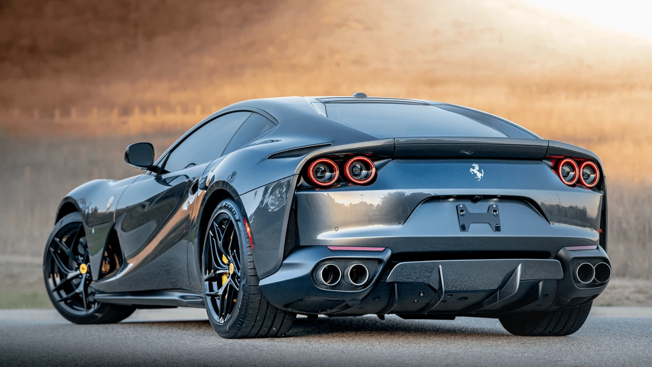 2019 Ferrari 812 Superfast - Image 8 of 31