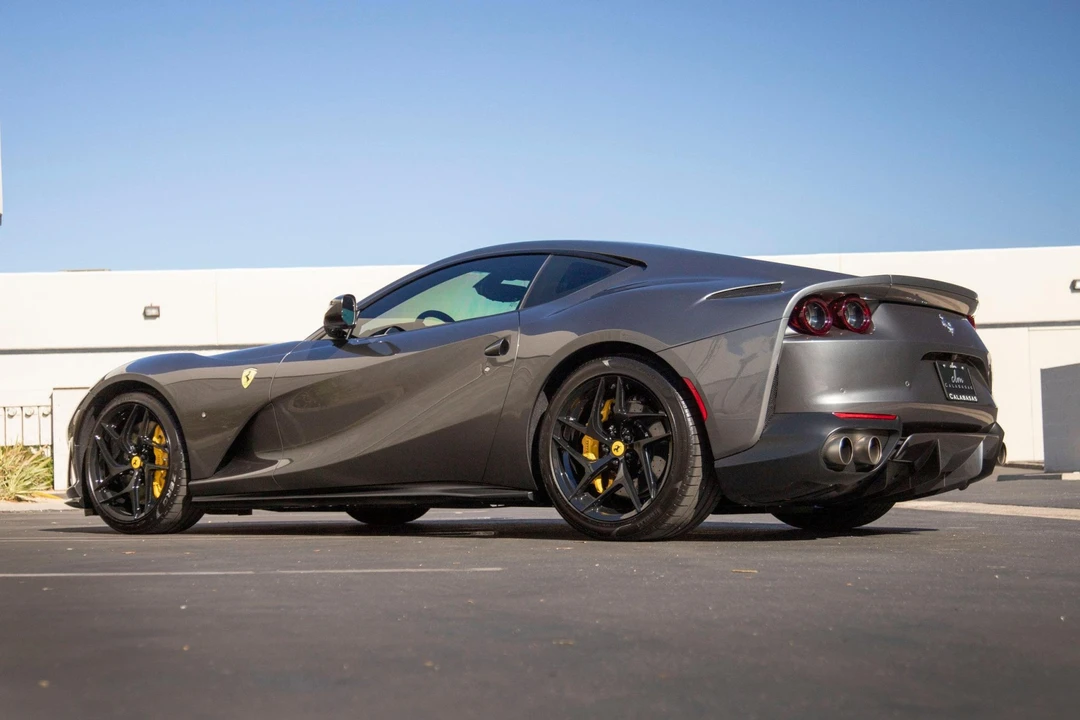 2019 Ferrari 812 Superfast - Image 22 of 31