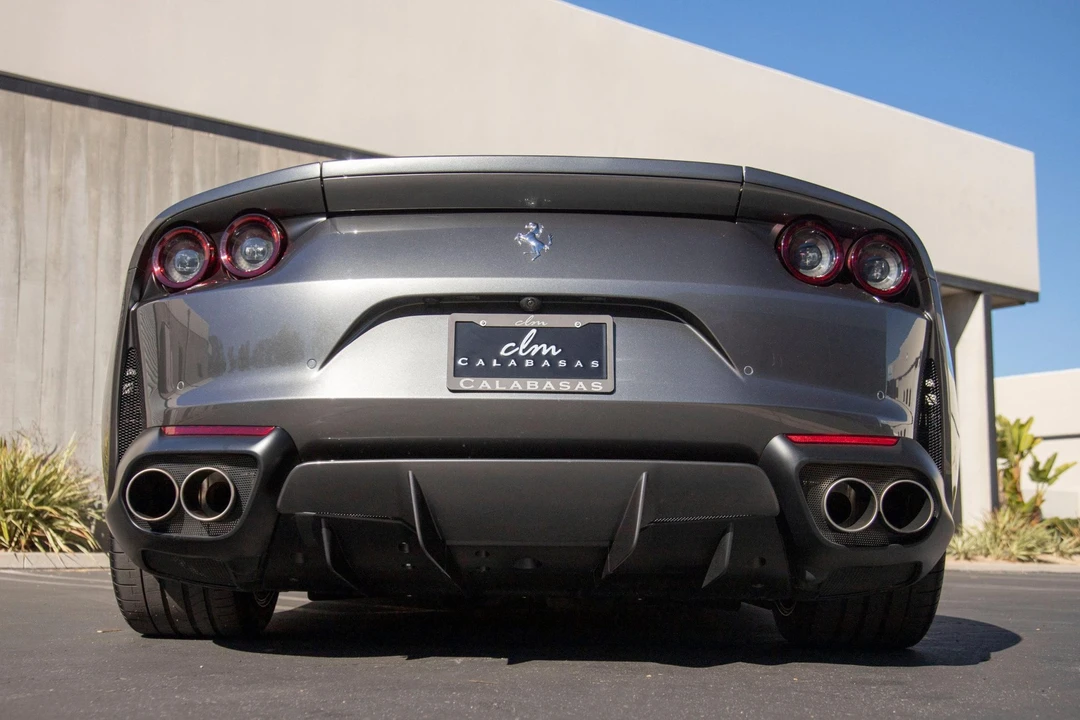 2019 Ferrari 812 Superfast - Image 28 of 31