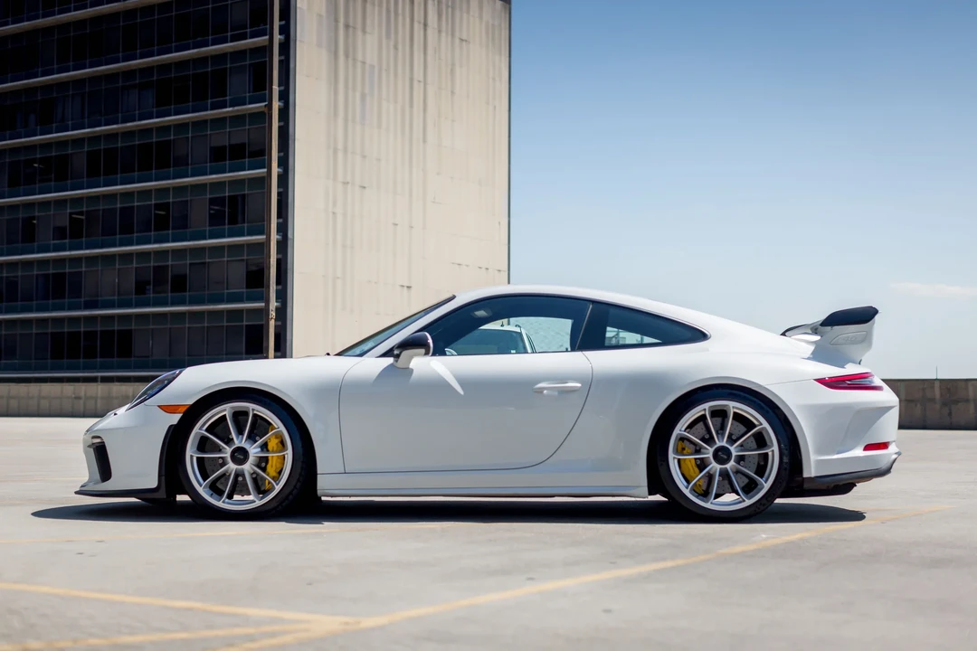 2019 Porsche 991 GT3 - Image 3 of 6