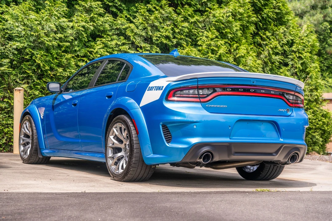 2020 Dodge Charger SRT Hellcat 7th Gen - Image 7 of 31