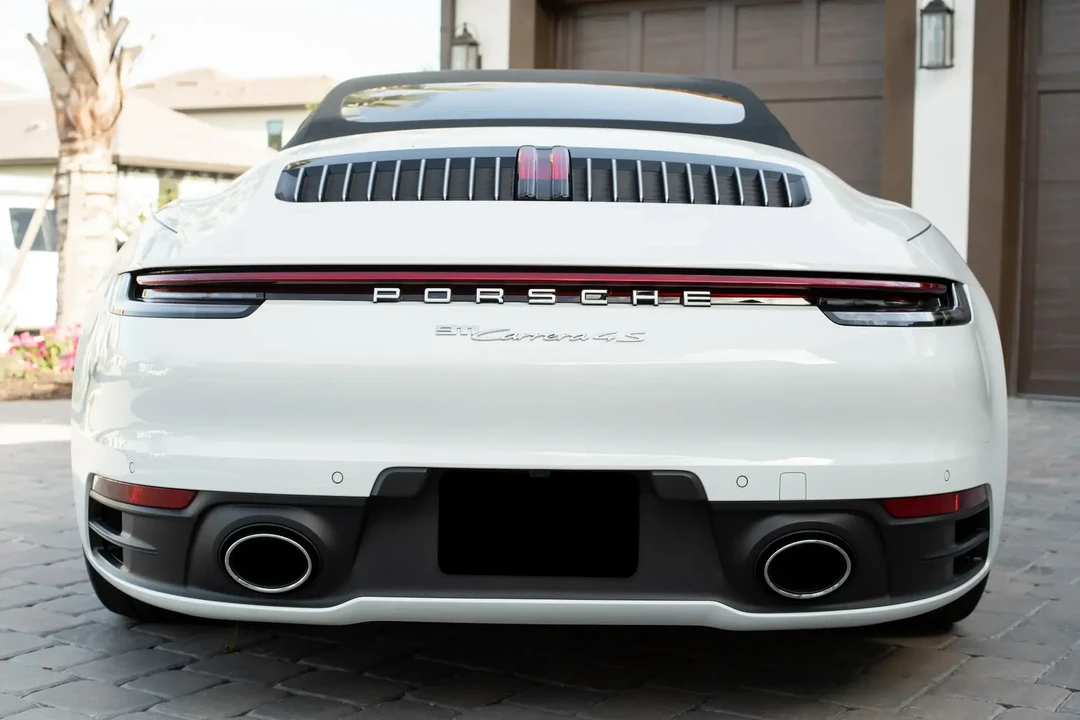 2020 Porsche 992 Carrera 4S - Image 4 of 6