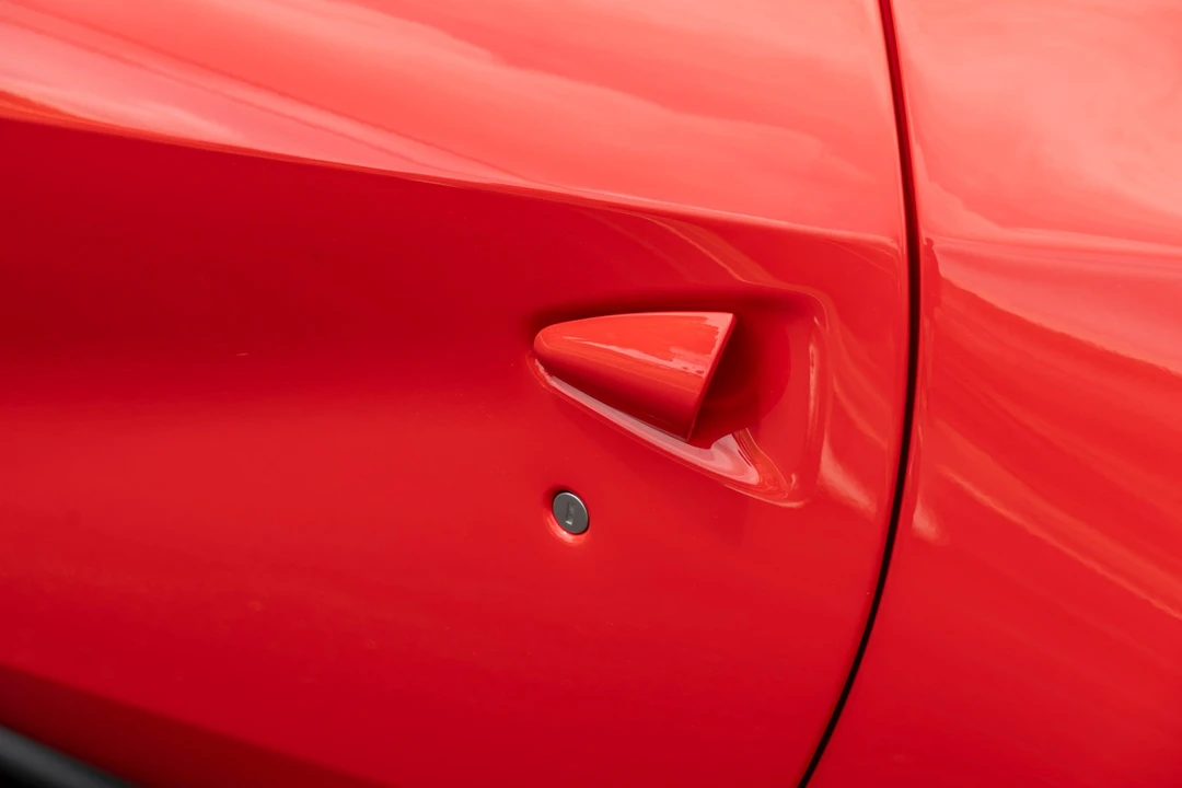 2021 Ferrari 812 GTS - Image 28 of 31