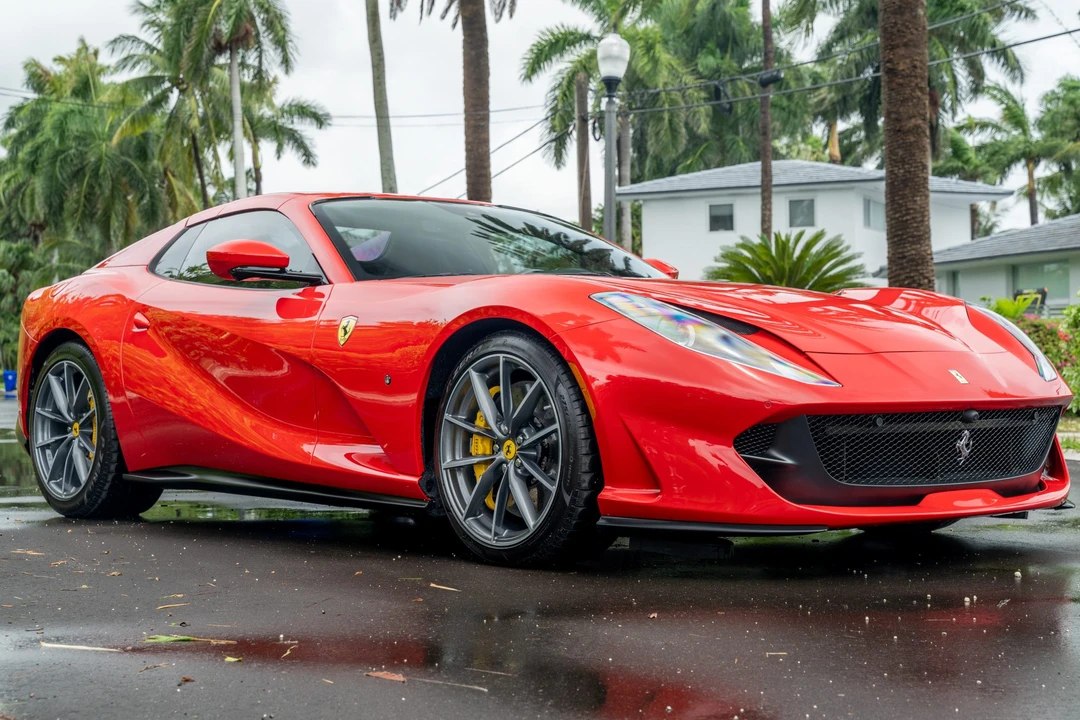 2021 Ferrari 812 GTS - Image 13 of 31
