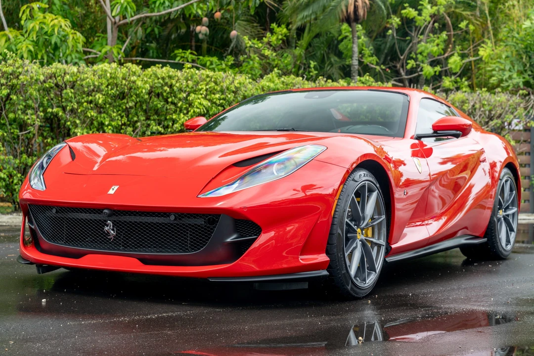 2021 Ferrari 812 GTS - Image 10 of 31