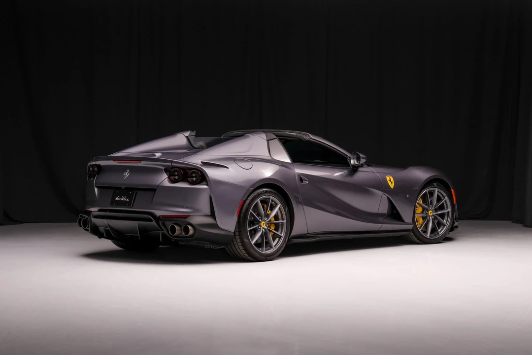 2021 Ferrari 812 GTS - Image 8 of 31