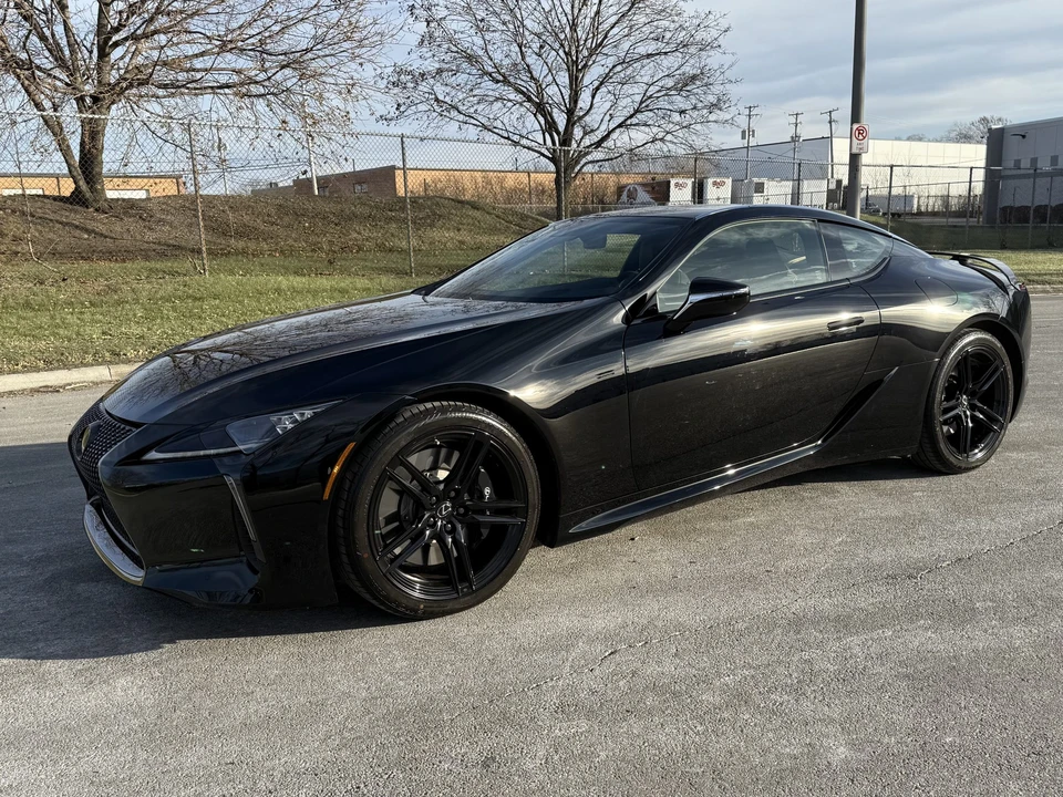 2021 Lexus LC - Image 2 of 31