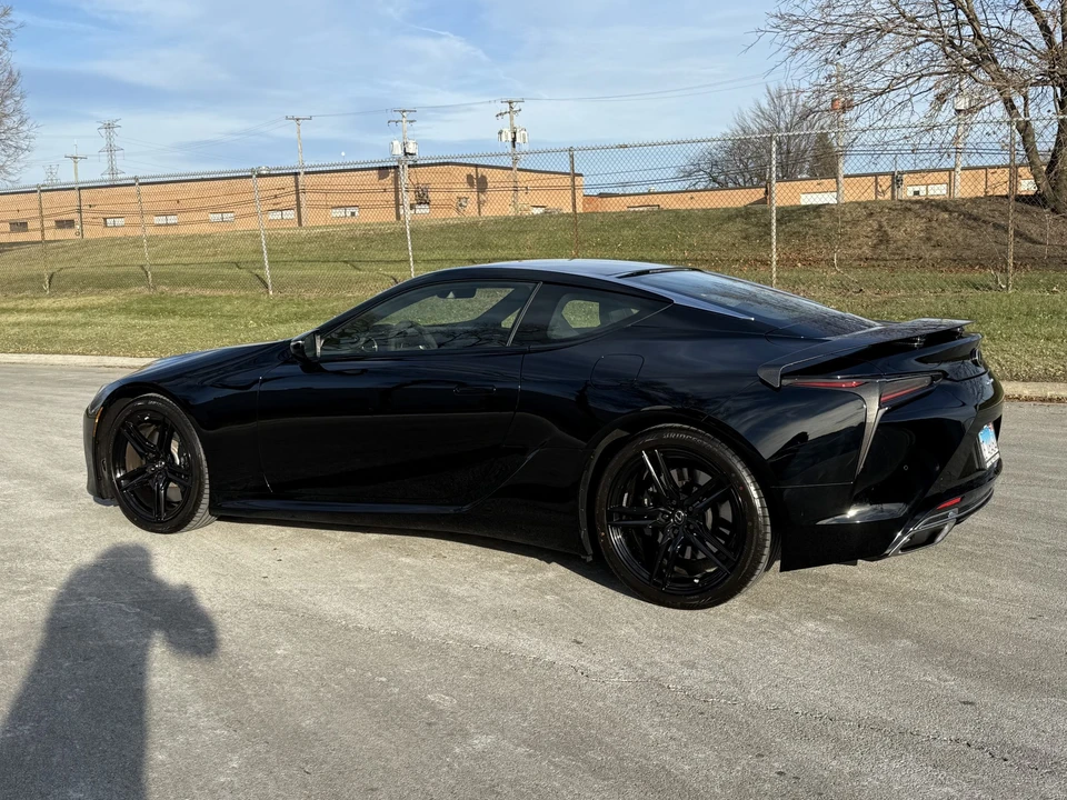 2021 Lexus LC - Image 21 of 31