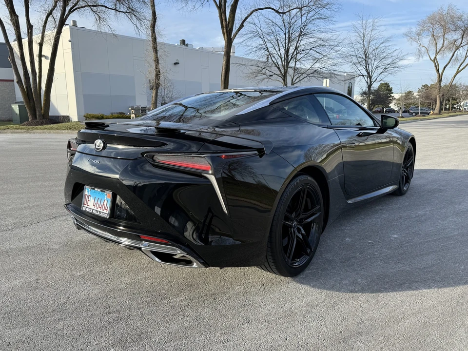 2021 Lexus LC - Image 15 of 31