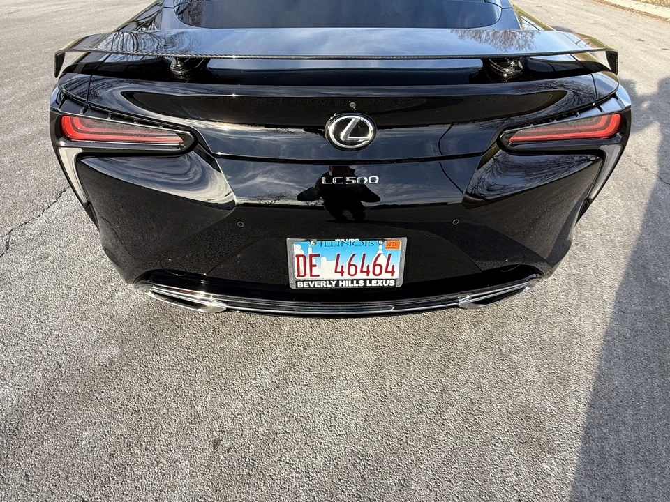 2021 Lexus LC - Image 28 of 31