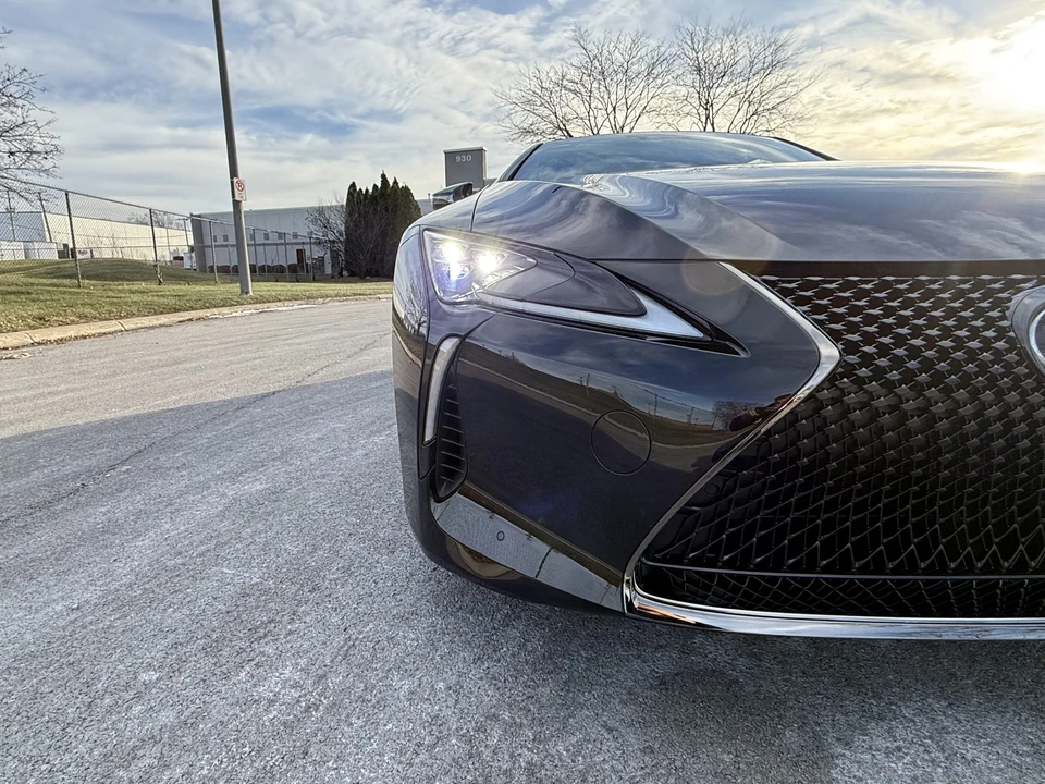 2021 Lexus LC - Image 26 of 31
