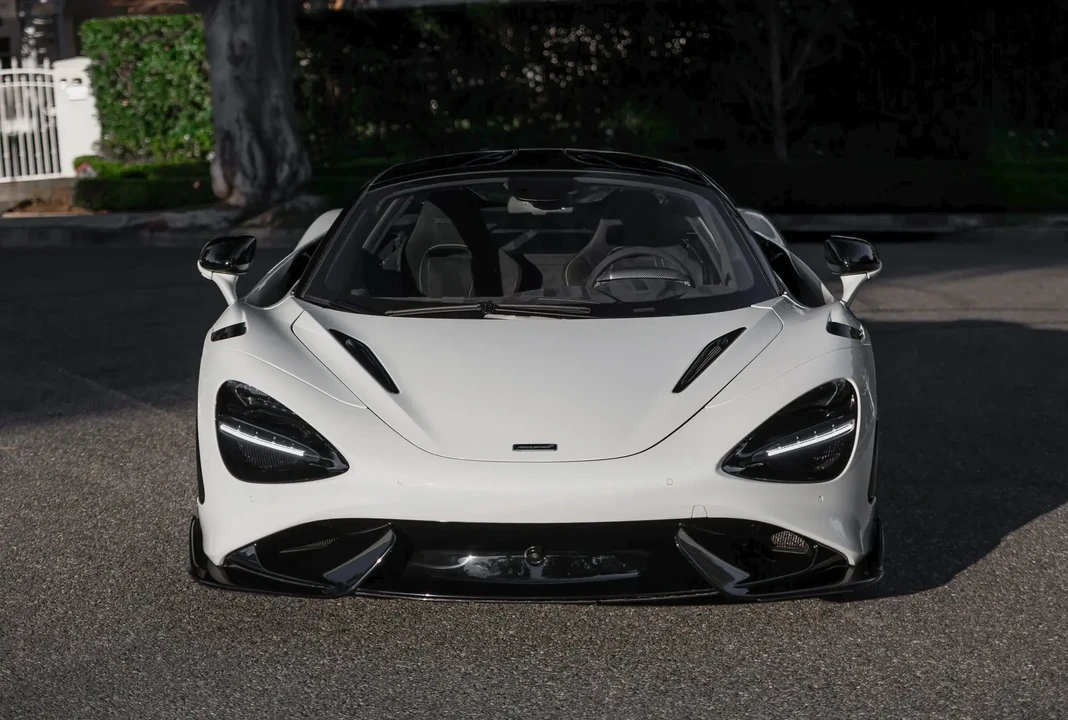2021 McLaren 765LT - Image 2 of 6