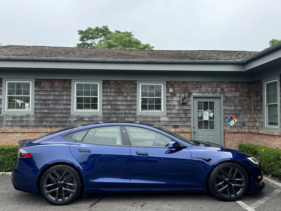 2021 Tesla Model S Plaid - Image 13 of 31