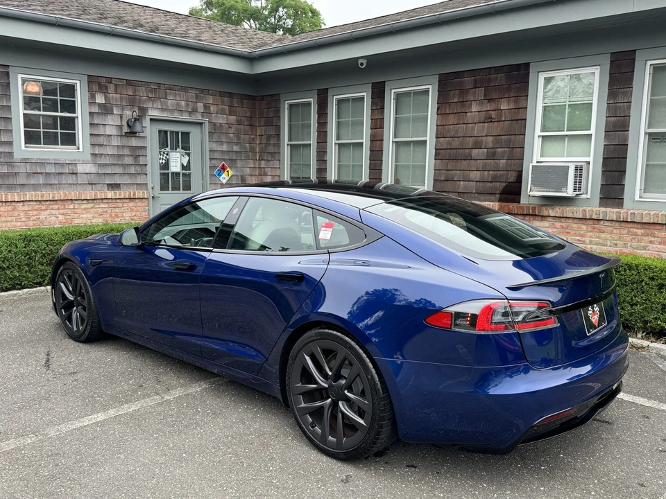2021 Tesla Model S Plaid - Image 8 of 31