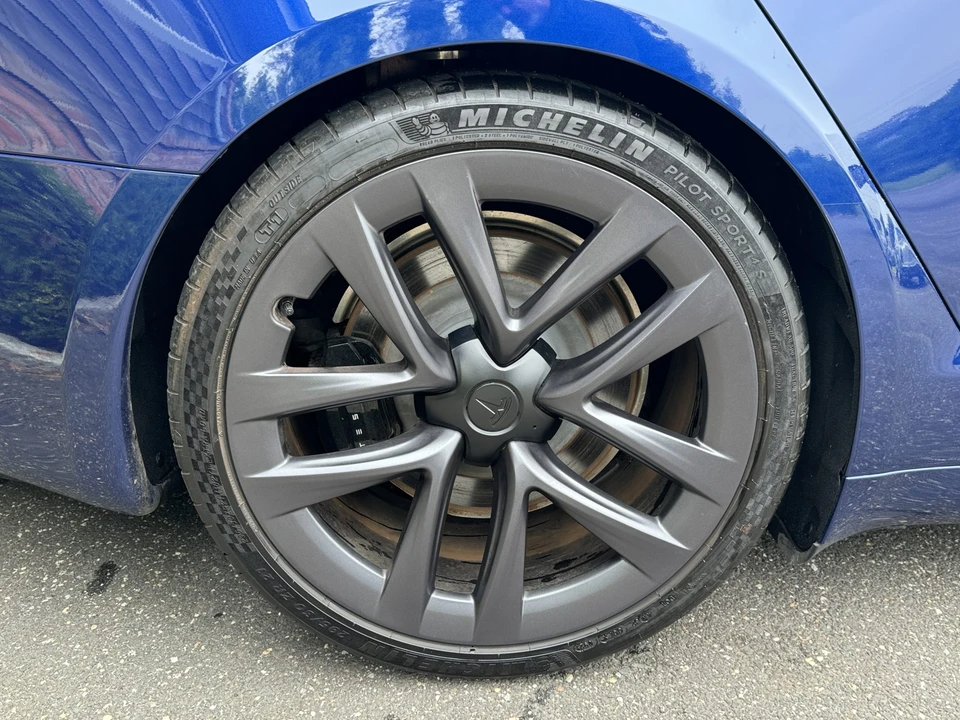 2021 Tesla Model S Plaid - Image 16 of 31