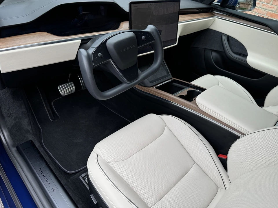 2021 Tesla Model S Plaid - Image 22 of 31
