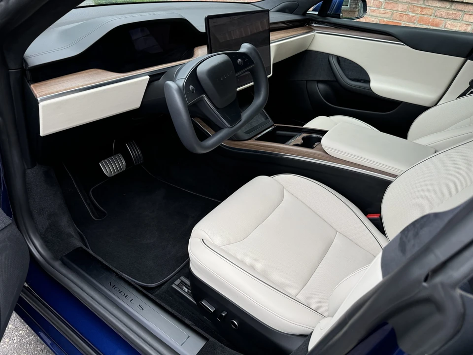 2021 Tesla Model S Plaid - Image 24 of 31