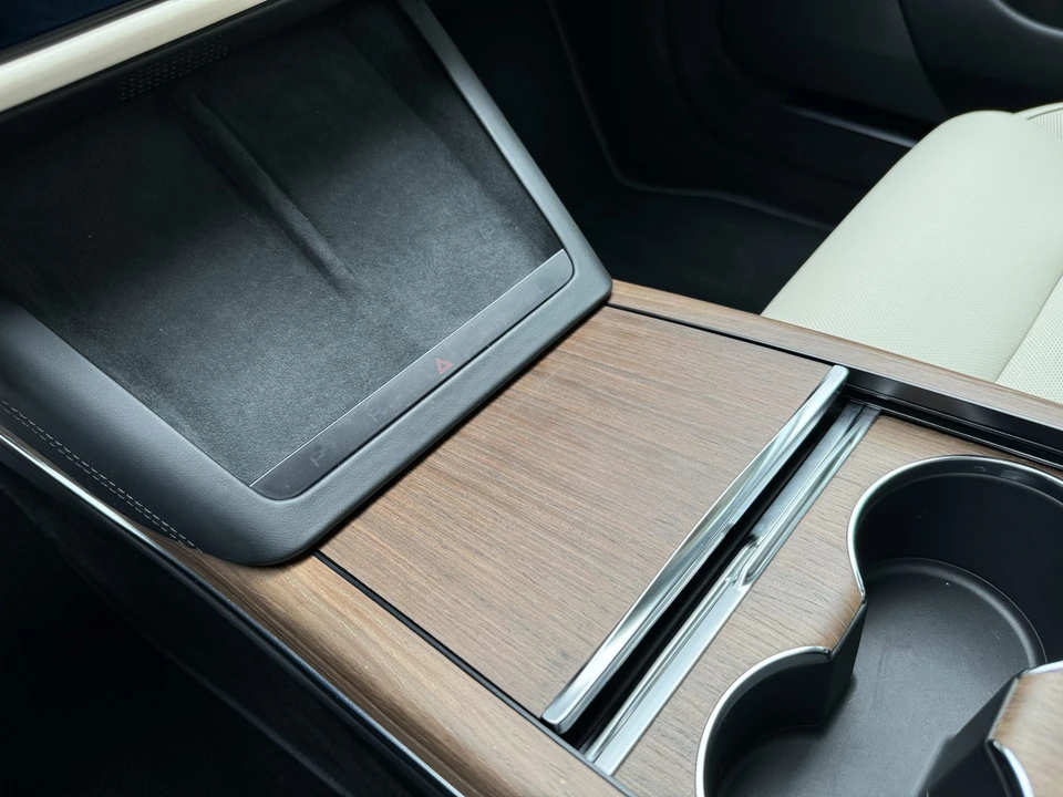 2021 Tesla Model S Plaid - Image 21 of 31