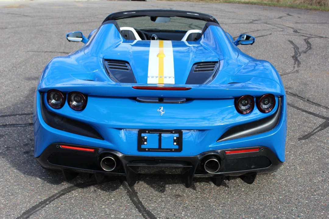 2022 Ferrari F8 Spider - Image 19 of 31