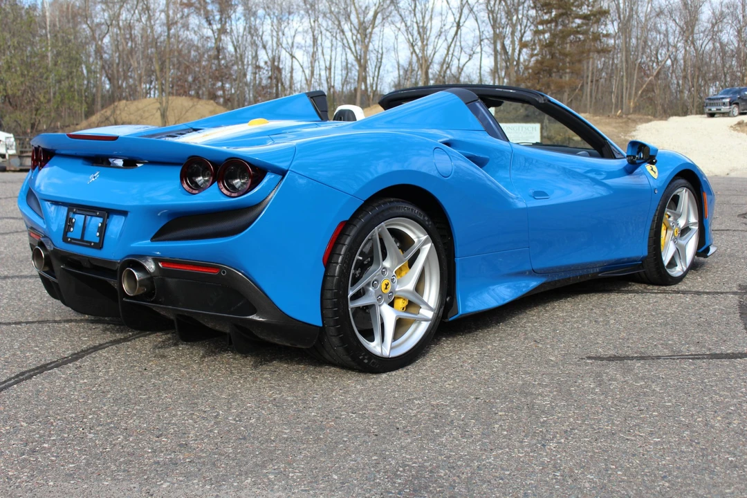 2022 Ferrari F8 Spider - Image 17 of 31
