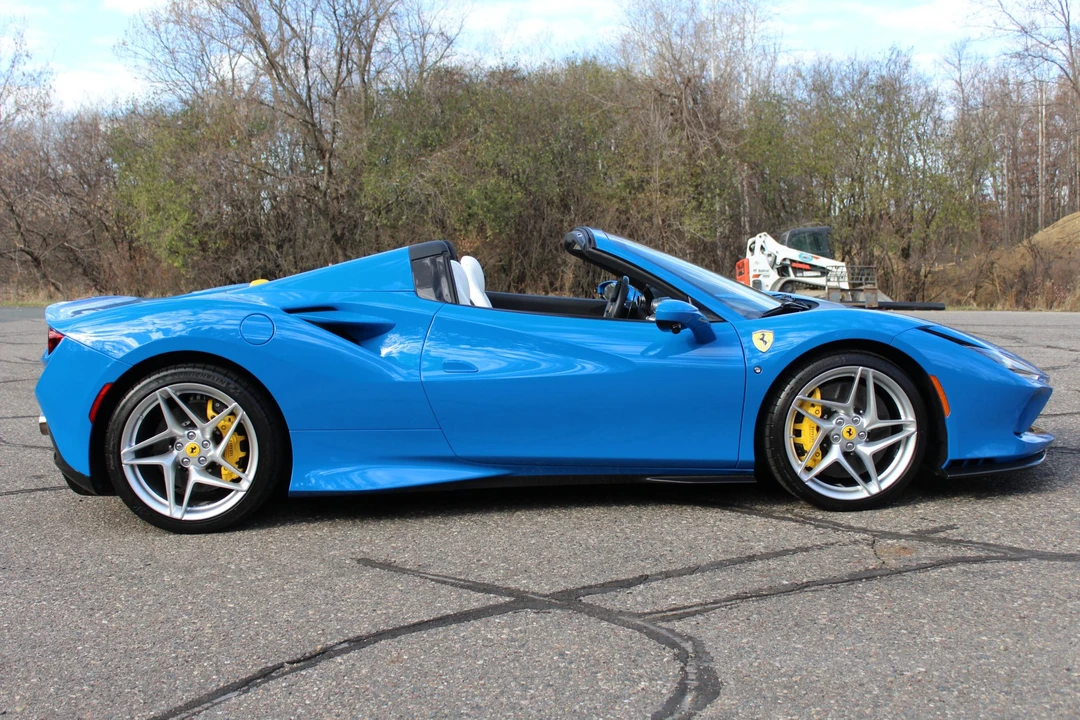 2022 Ferrari F8 Spider - Image 15 of 31