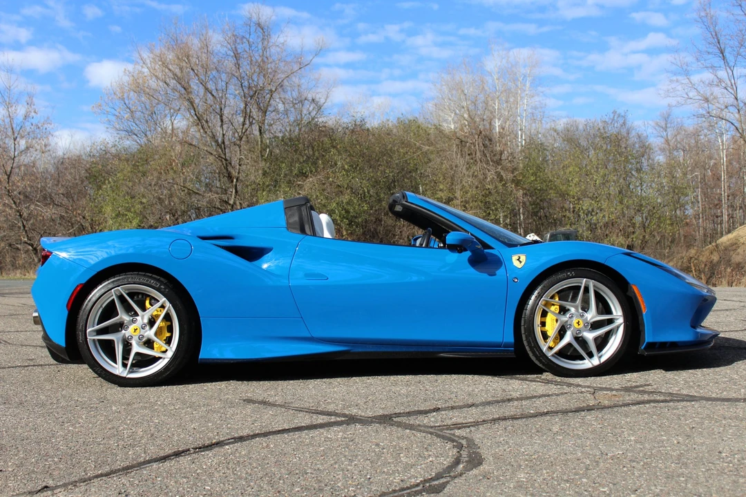 2022 Ferrari F8 Spider - Image 14 of 31